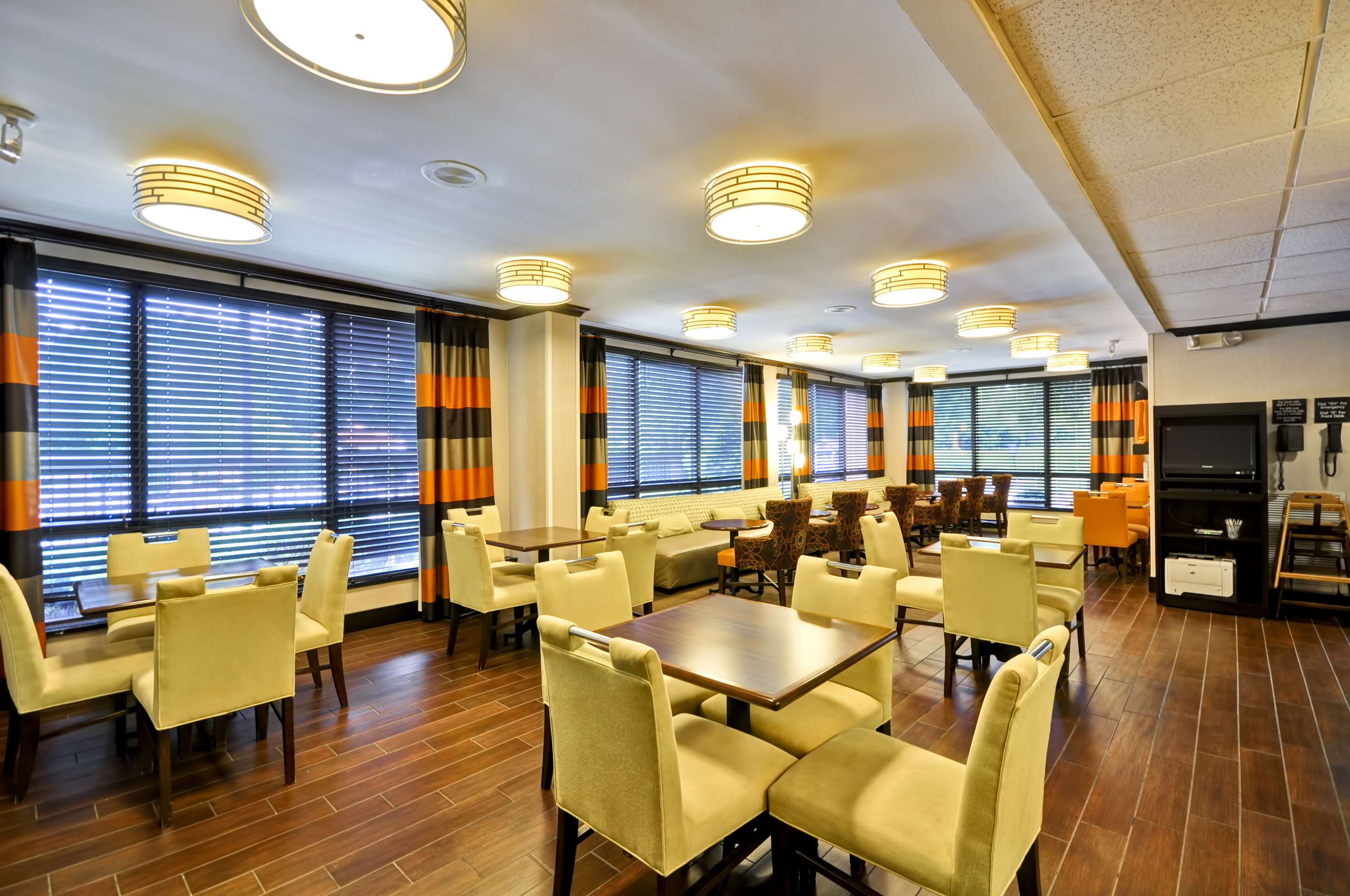Reception | Hampton Inn Kansas City/Overland Park