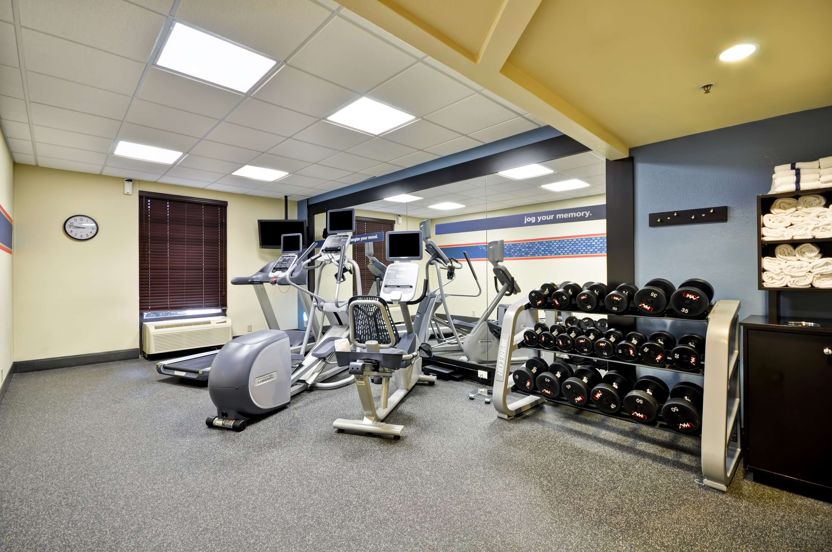 Health club fitness center gym | Hampton Inn Kansas City/Overland Park