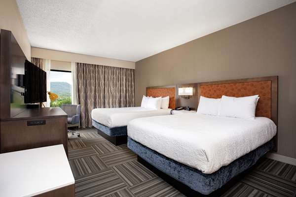  - Hampton Inn Kingsport - I-26, Exit 4
