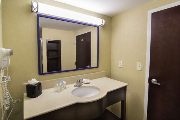  - Hampton Inn Kingsland - I-95, Exit 3