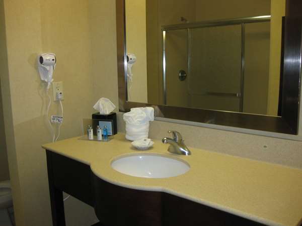 - Hampton Inn Kingsland - I-95, Exit 3