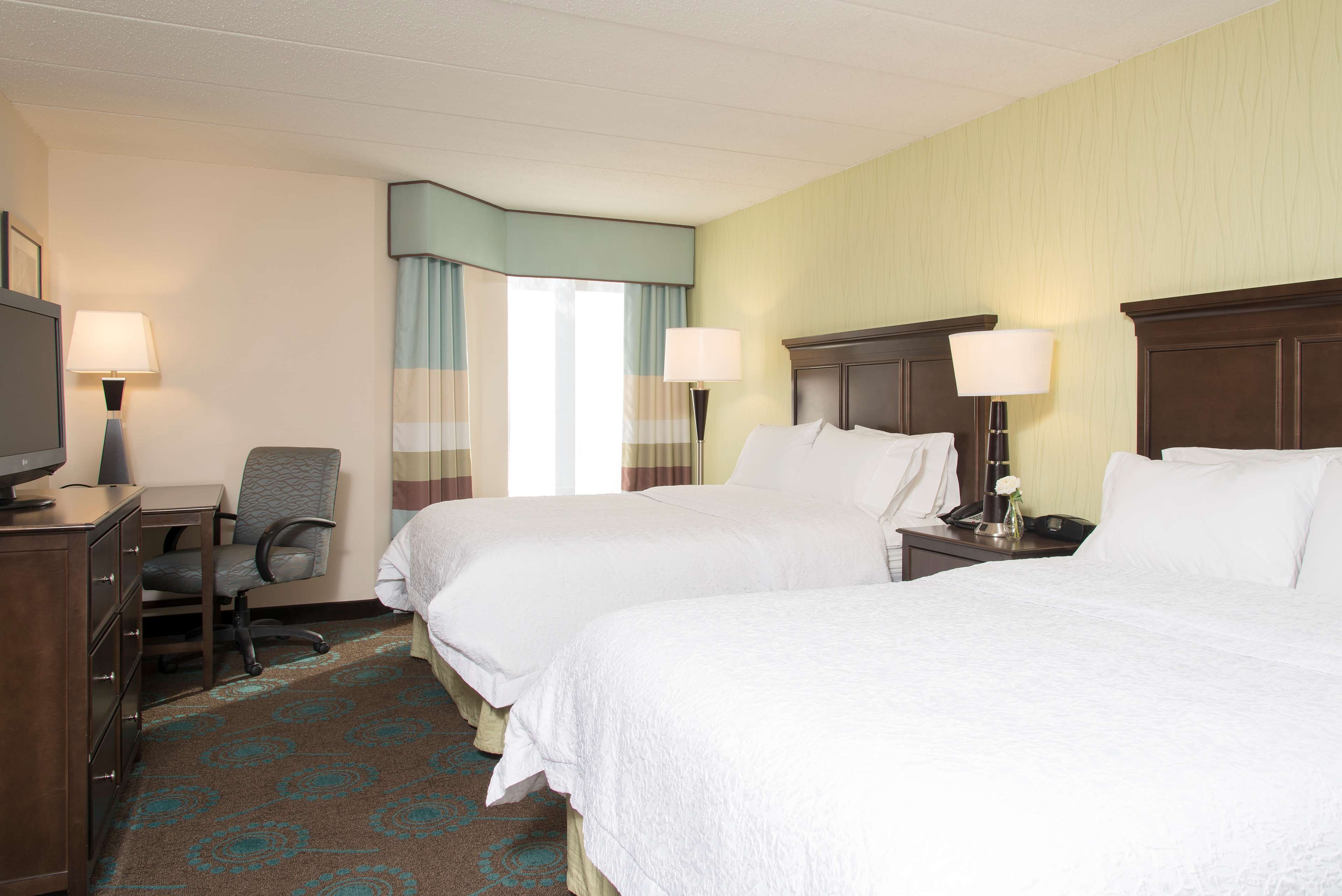 Hampton Inn and Suites Kokomo Room Type - 2 QUEEN STE KITCHEN NONSMO