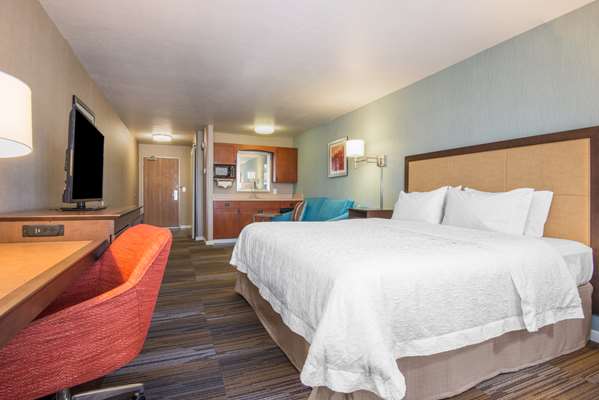  - Hampton Inn & Suites Los Alamos