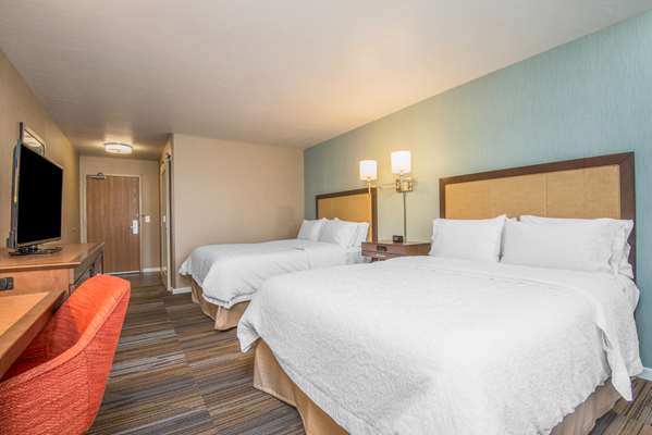  - Hampton Inn & Suites Los Alamos