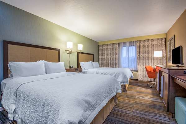  - Hampton Inn & Suites Los Alamos