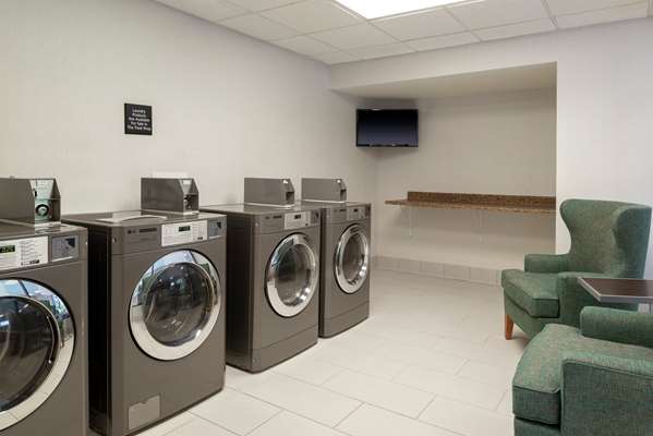  - Hampton Inn East Lansing