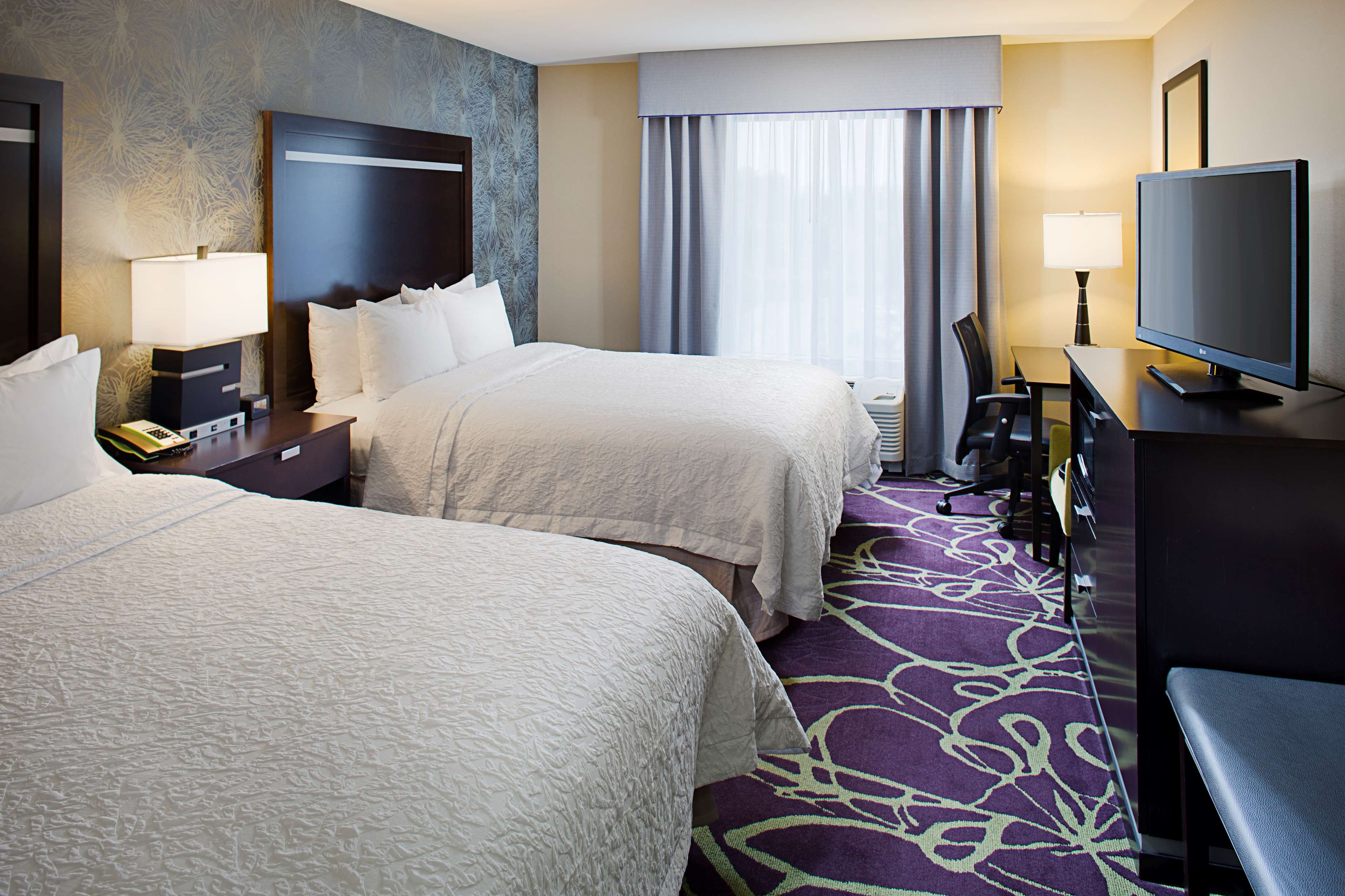 Hampton Inn & Suites Lansing West MI Room Type - 2 QUEEN ACC TUB
