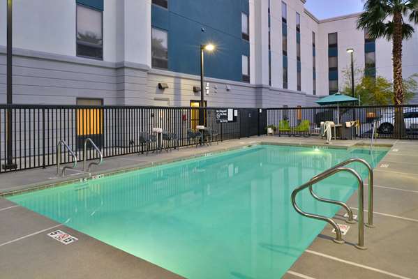 Pool - Hampton Inn & Suites Las Vegas