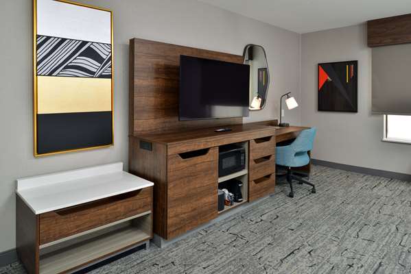  - Hampton Inn & Suites Las Vegas