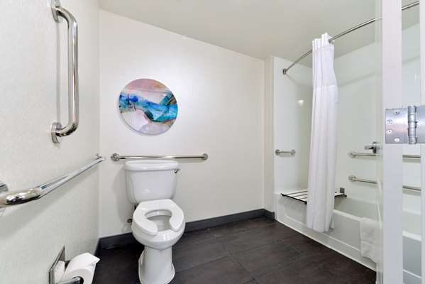  - Hampton Inn & Suites Las Vegas