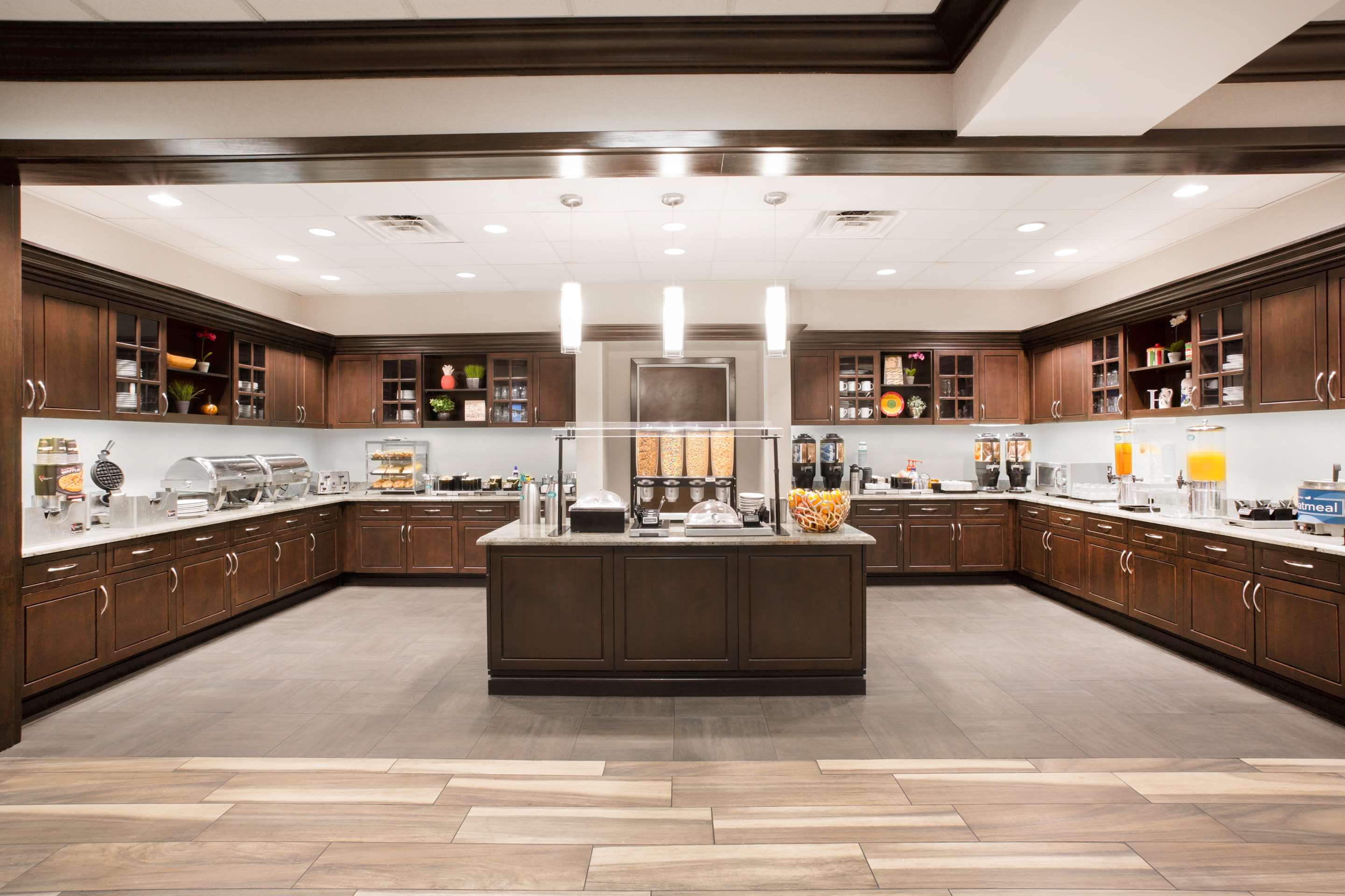Reception | Homewood Suites by Hilton South Las Vegas