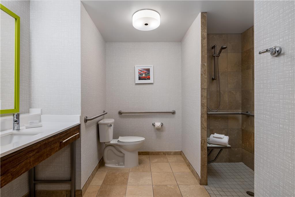 Hampton Inn Las Vegas North Speedway - Tap to explore photos