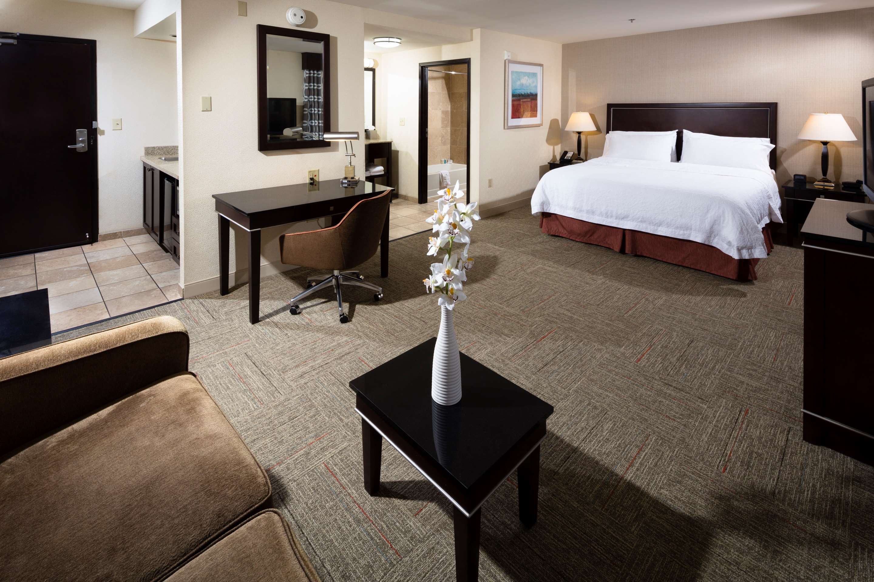 Guest room