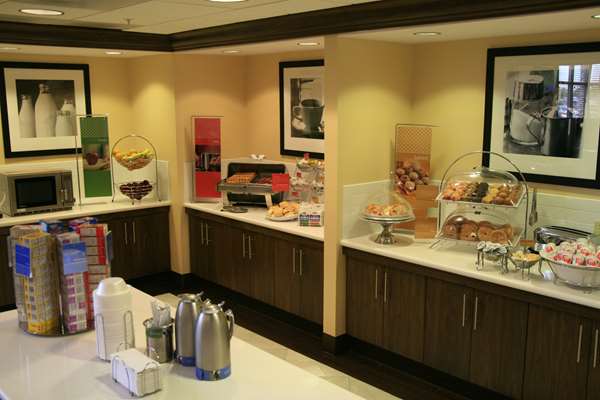 Amenities - Hampton Inn & Suites Red Rock Las Vegas