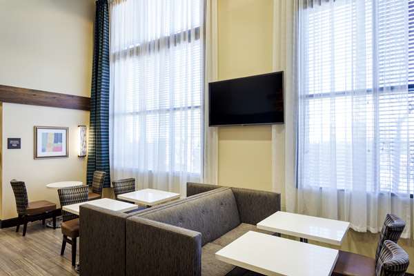 Restaurant - Hampton Inn & Suites Red Rock Las Vegas