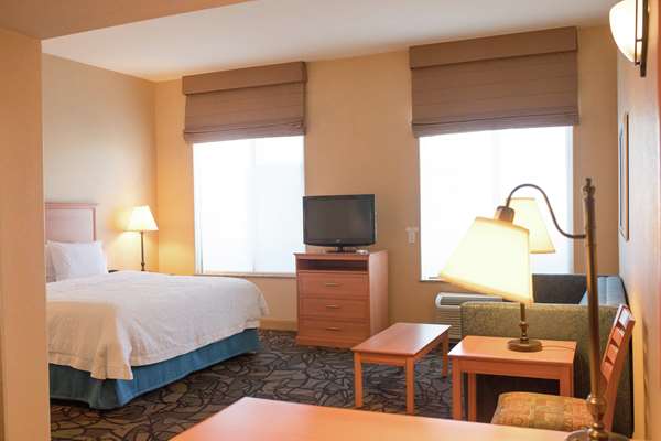  - Hampton Inn & Suites Lathrop - I-5, Exit 462
