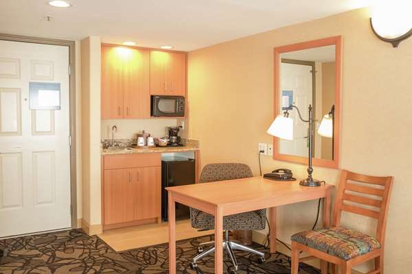  - Hampton Inn & Suites Lathrop - I-5, Exit 462