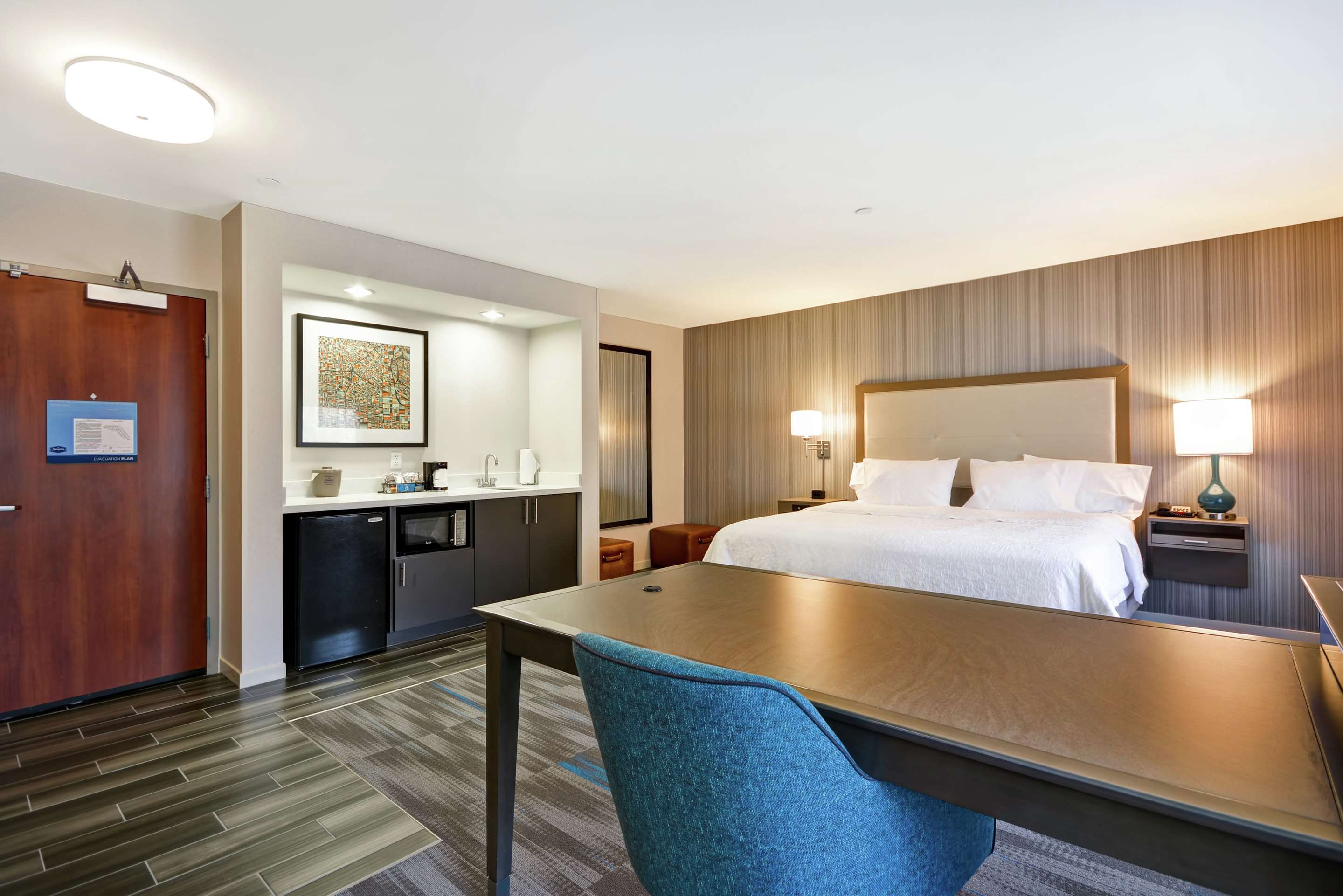 Guest room