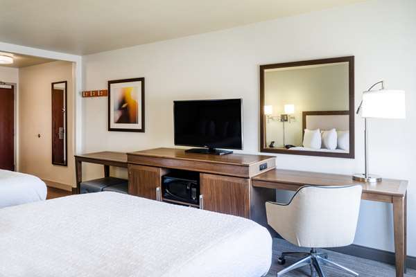  - Hampton Inn Foothill Ranch