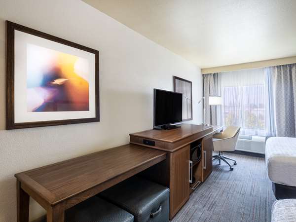  - Hampton Inn Foothill Ranch