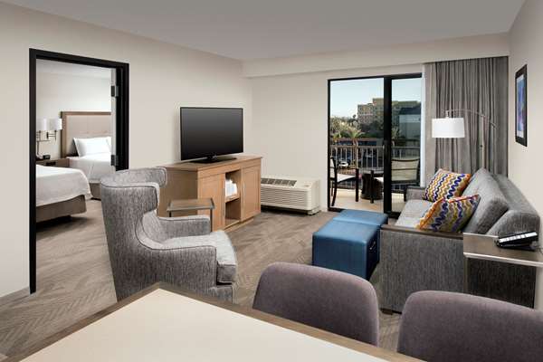  - Hampton Inn & Suites Garden Grove
