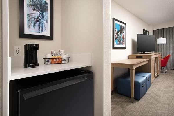  - Hampton Inn & Suites Garden Grove