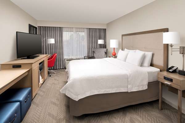  - Hampton Inn & Suites Garden Grove
