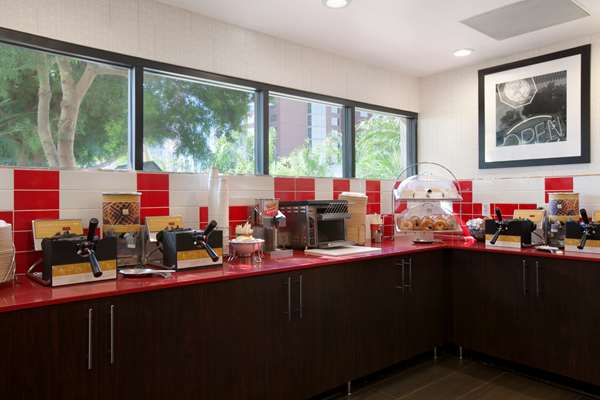 Restaurant - Hampton Inn & Suites Garden Grove