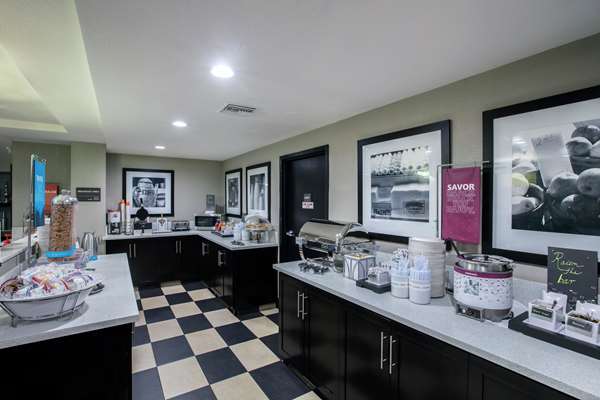 Amenities - Hampton Inn & Suites Hermosa Beach