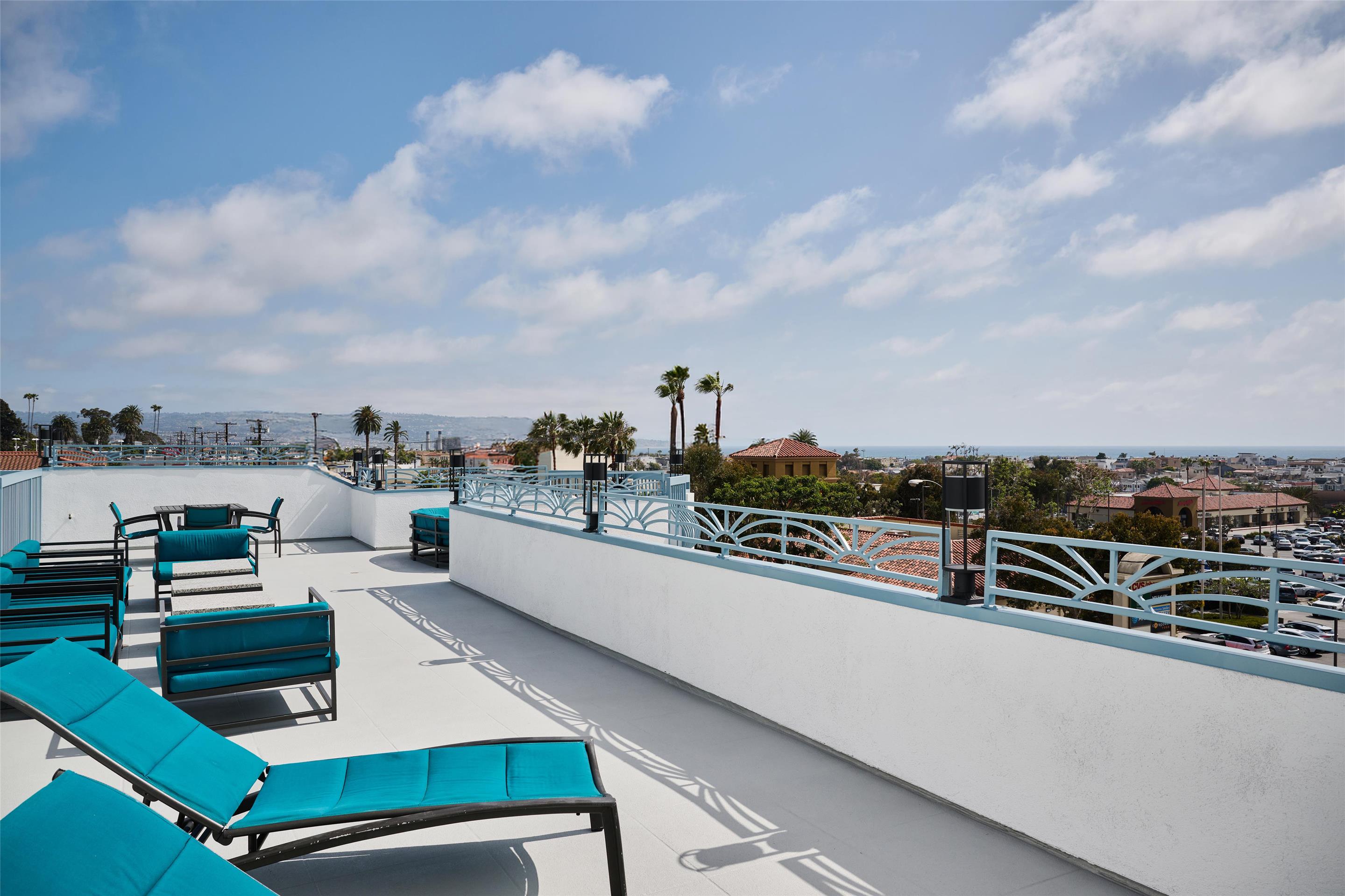 Exterior | Hampton Inn & Suites Hermosa Beach