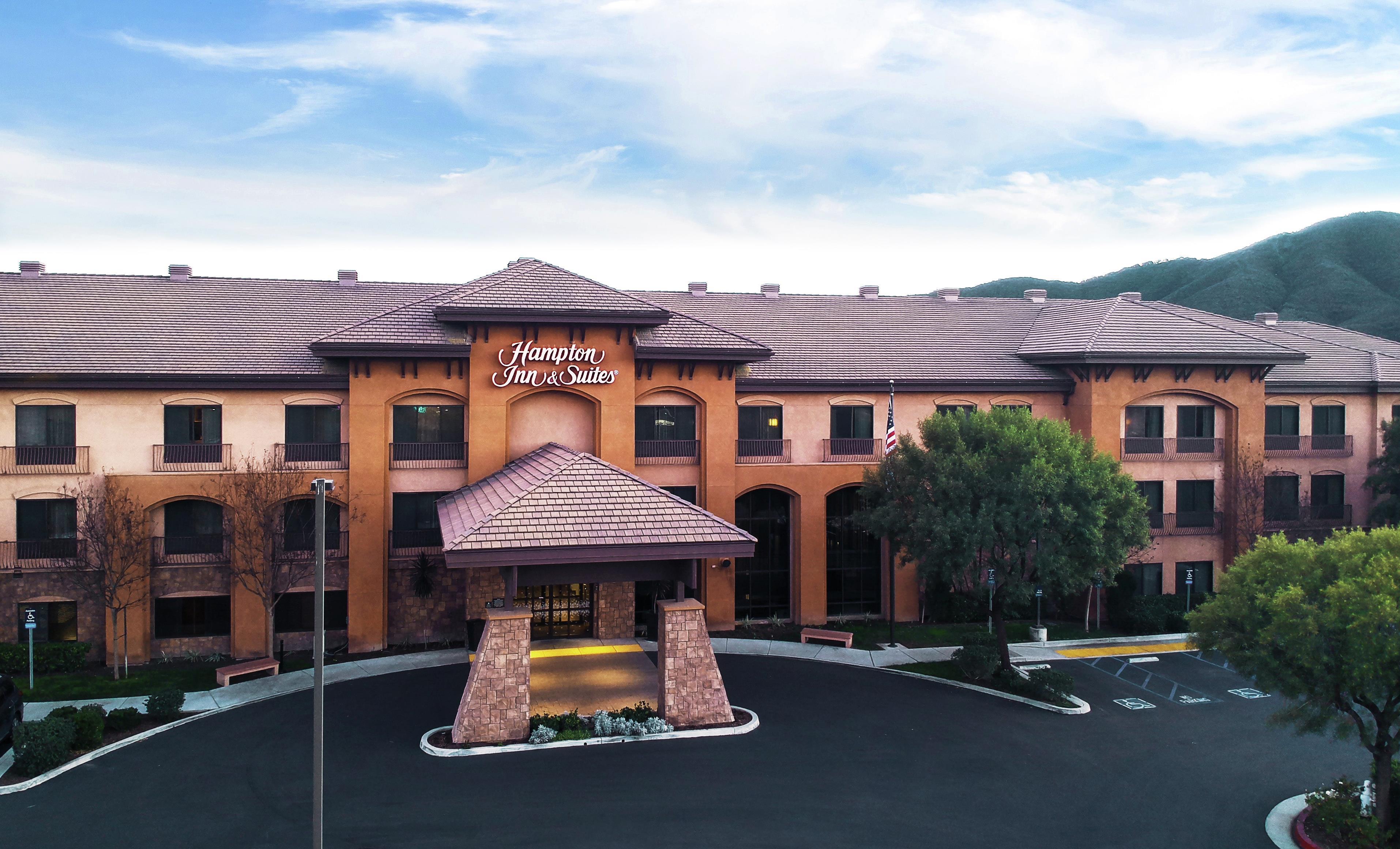 Exterior | Hampton Inn & Suites Temecula