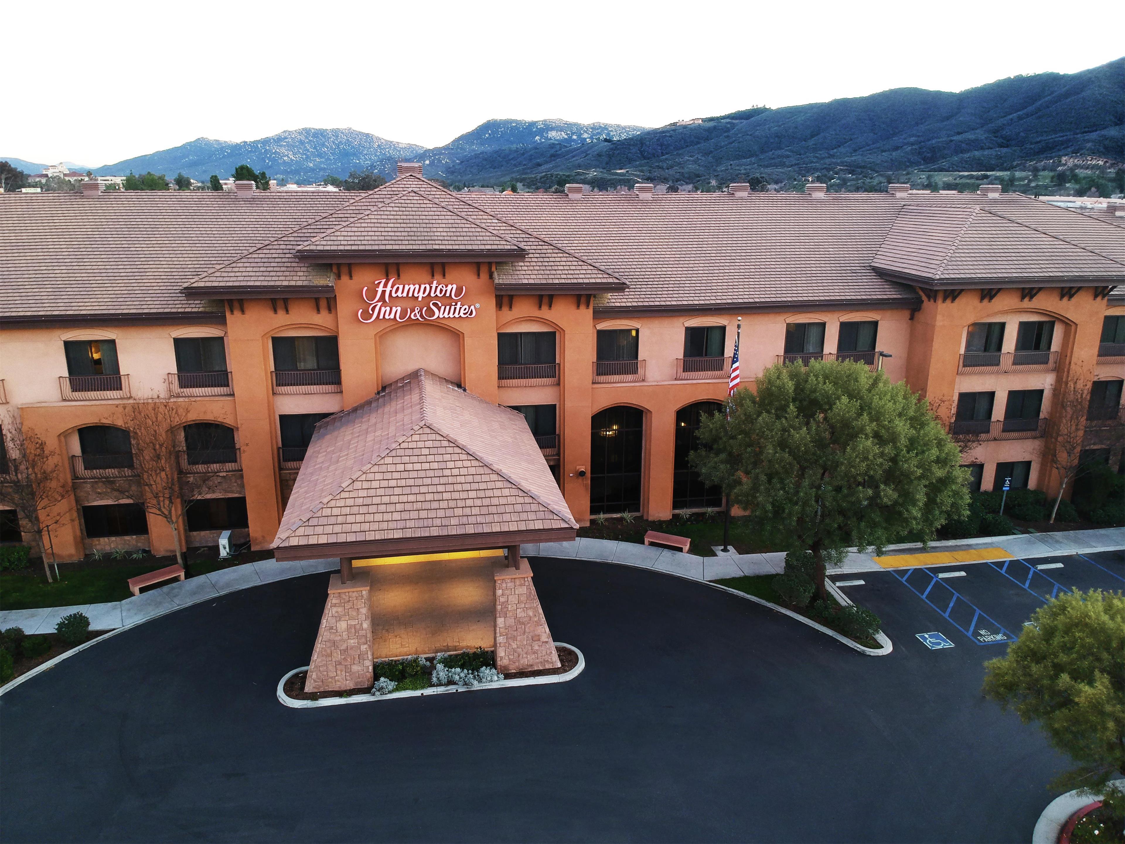 Exterior | Hampton Inn & Suites Temecula