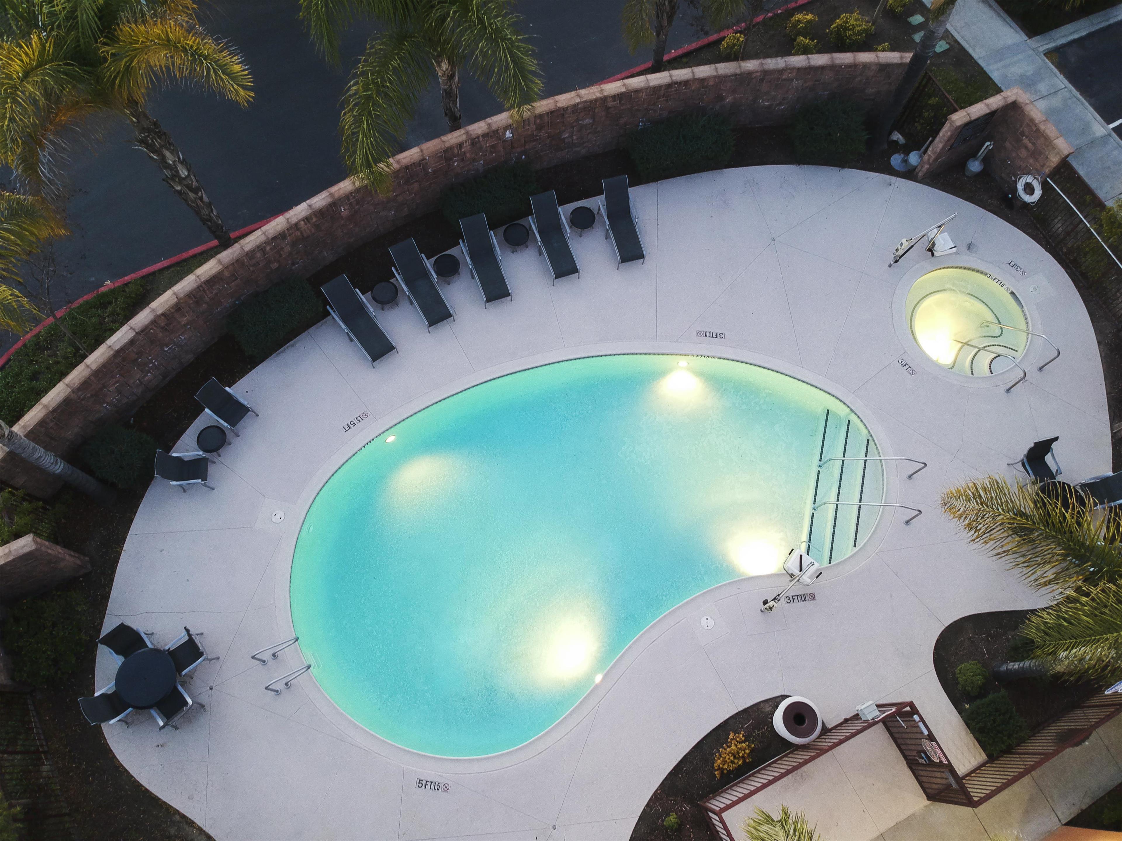 Pool | Hampton Inn & Suites Temecula