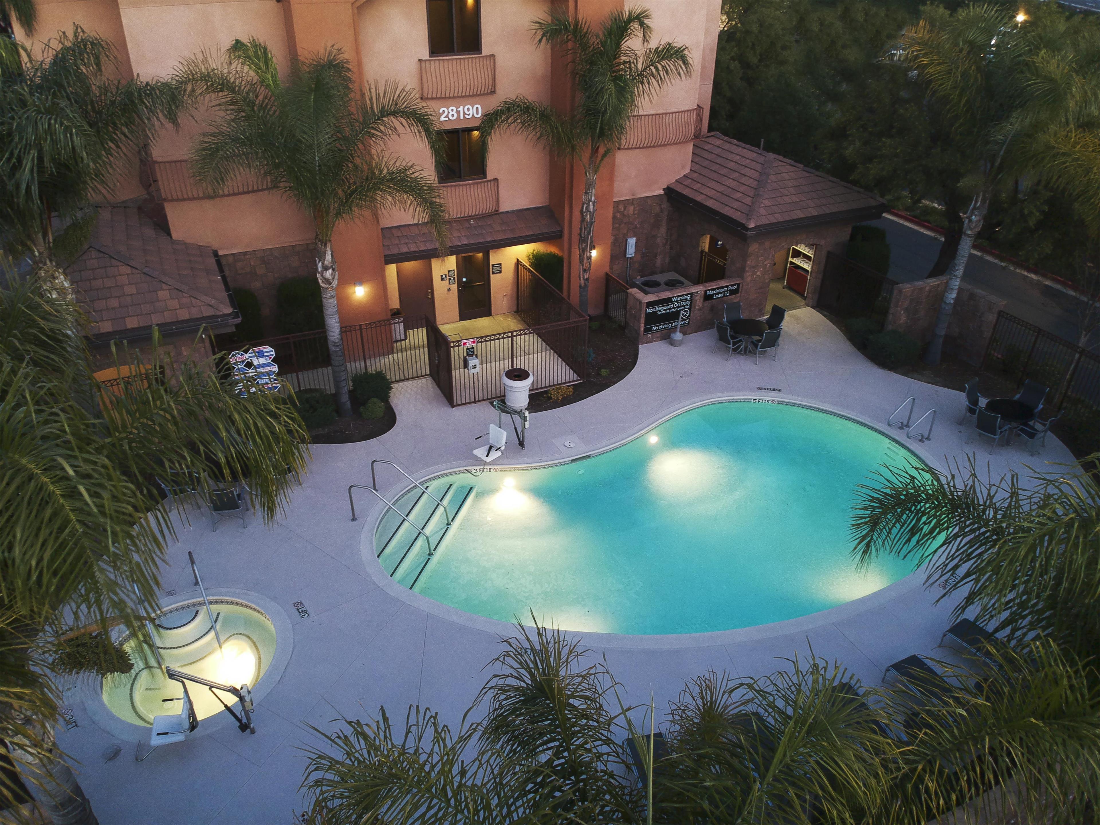 Pool | Hampton Inn & Suites Temecula