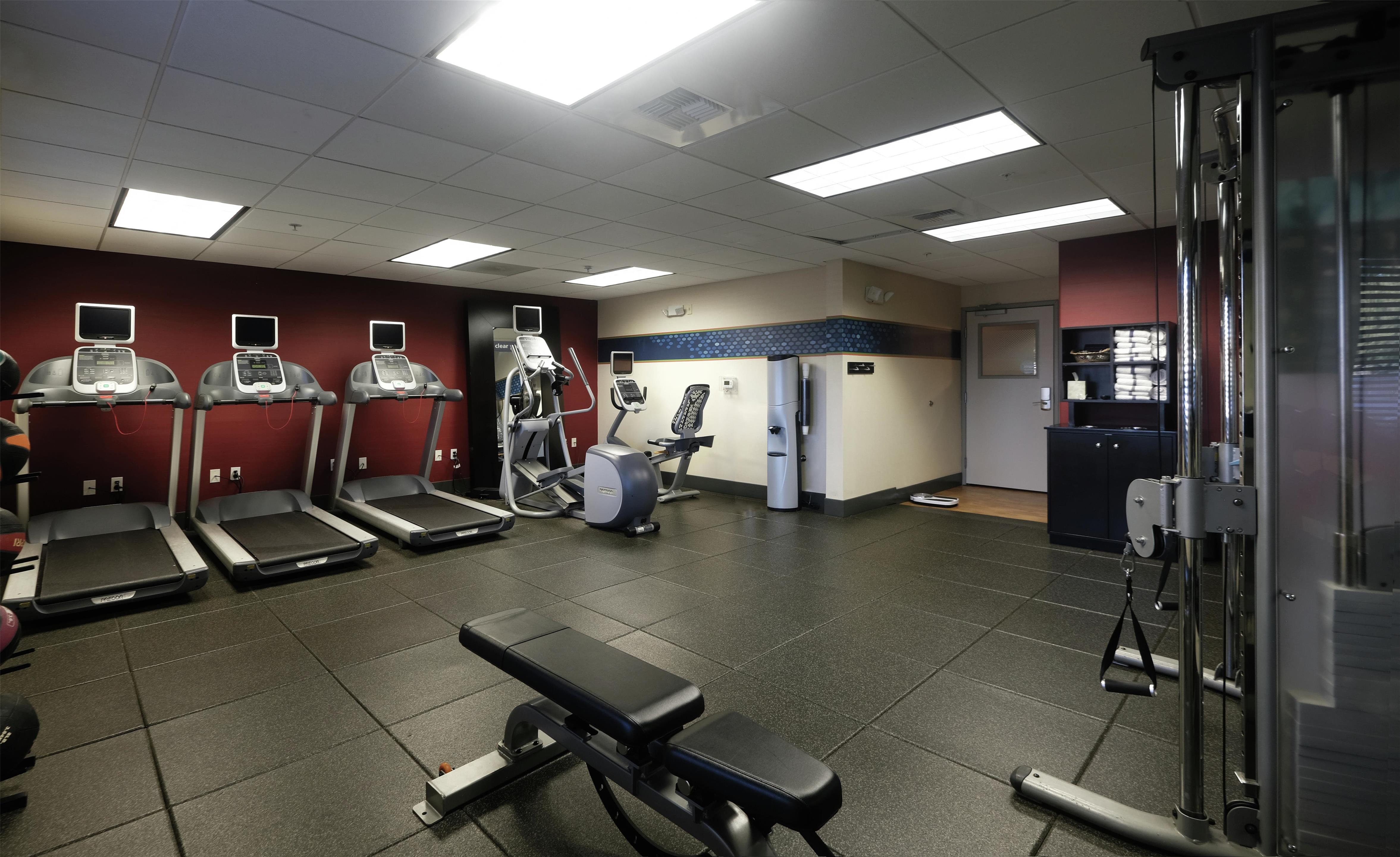 Health club fitness center gym | Hampton Inn & Suites Temecula