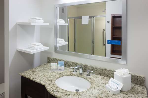  - Hampton Inn Cypress