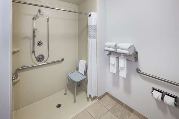  - Hampton Inn Cypress