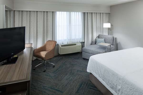  - Hampton Inn Cypress