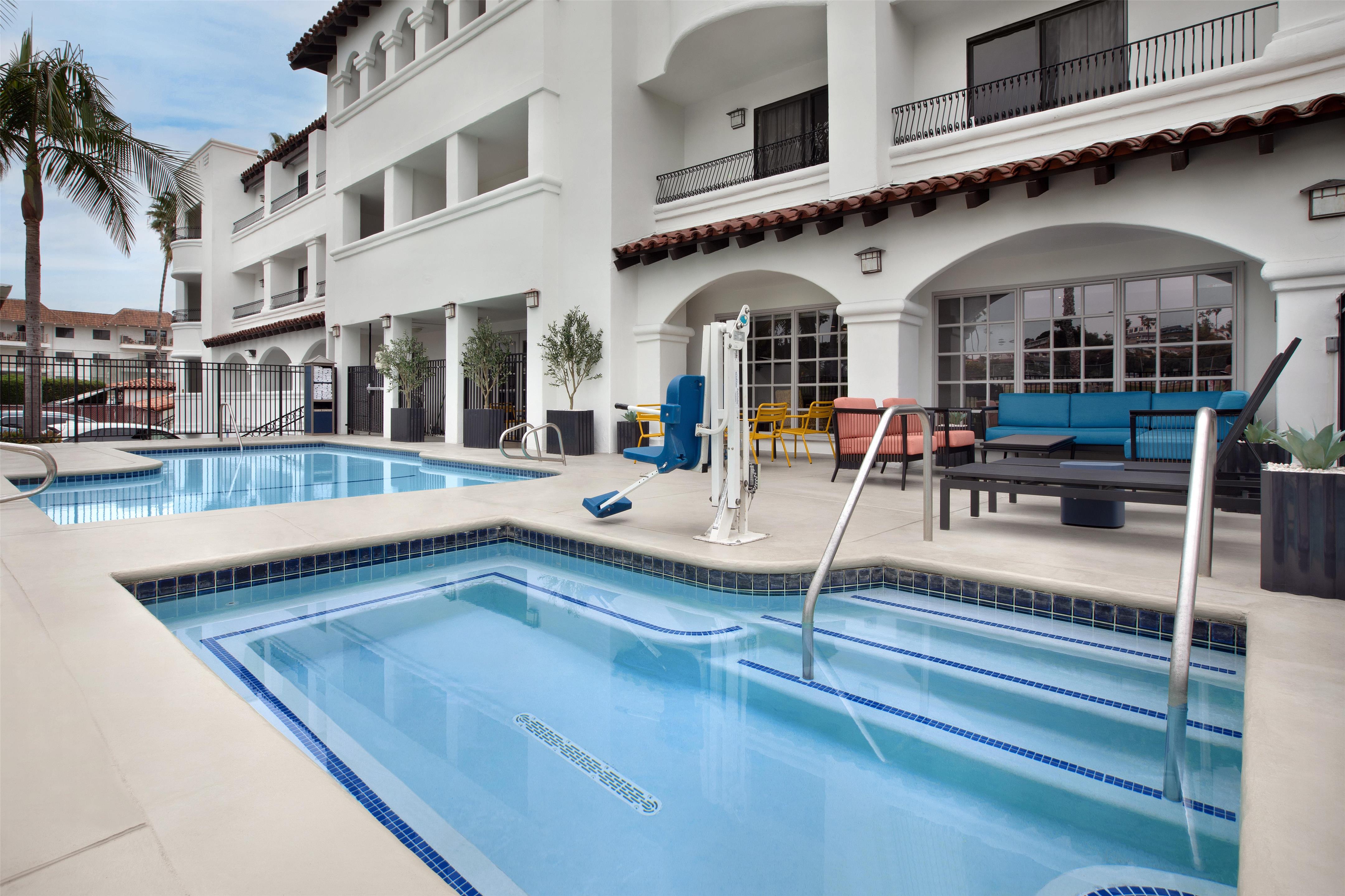 Pool | Hampton Inn & Suites San Clemente