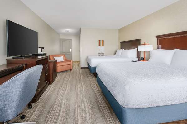  - Hampton Inn & Suites Thousand Oaks - US 101, Exit 46