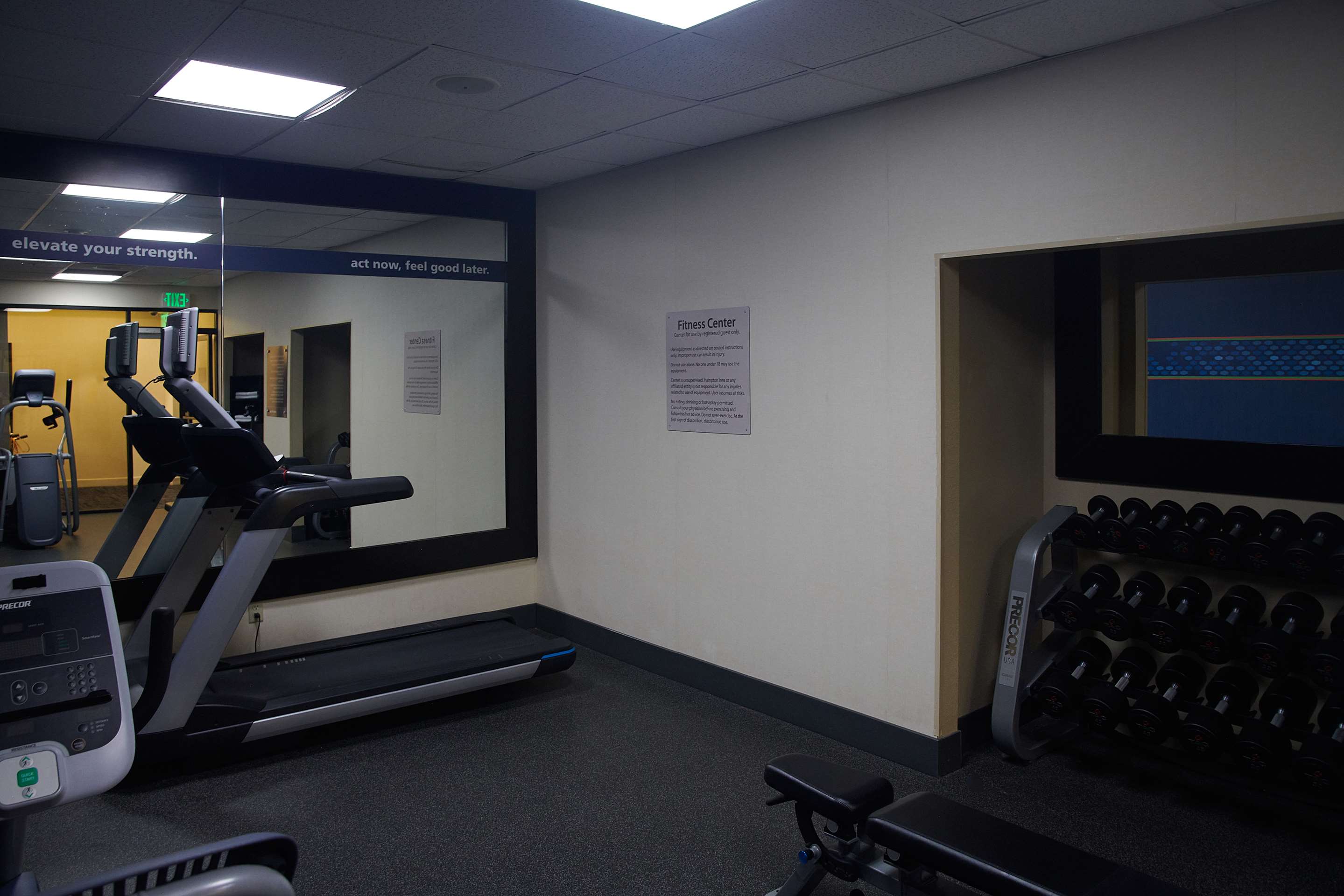 Health club fitness center gym | Hampton Inn & Suites Los Angeles/Sherman Oaks