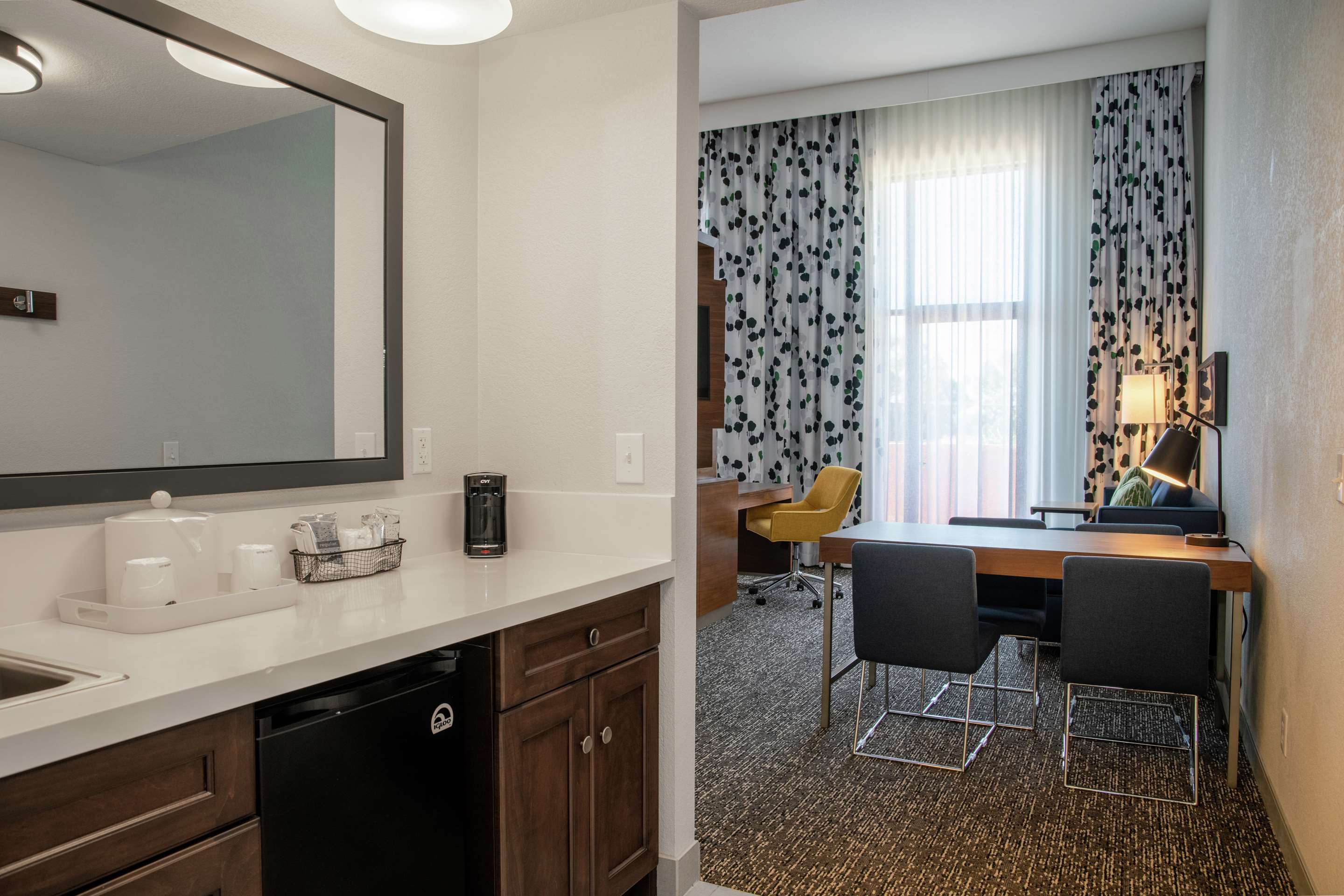 Guest room