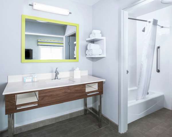  - Hampton Inn & Suites Southwest Lubbock