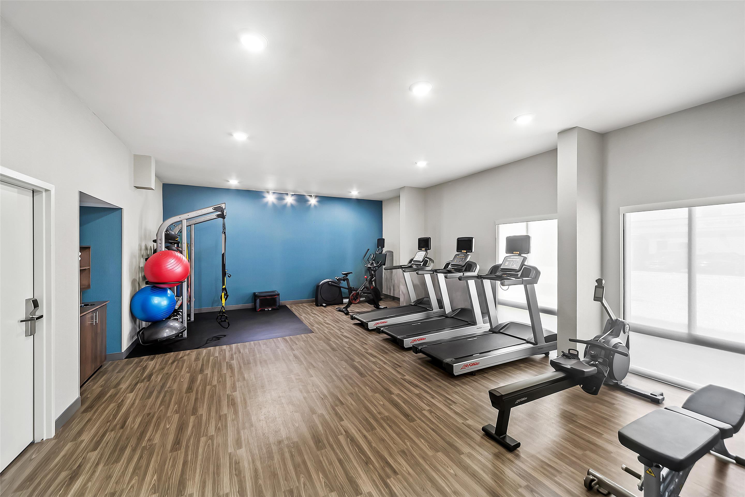 Health club fitness center gym | Hampton Inn North Platte