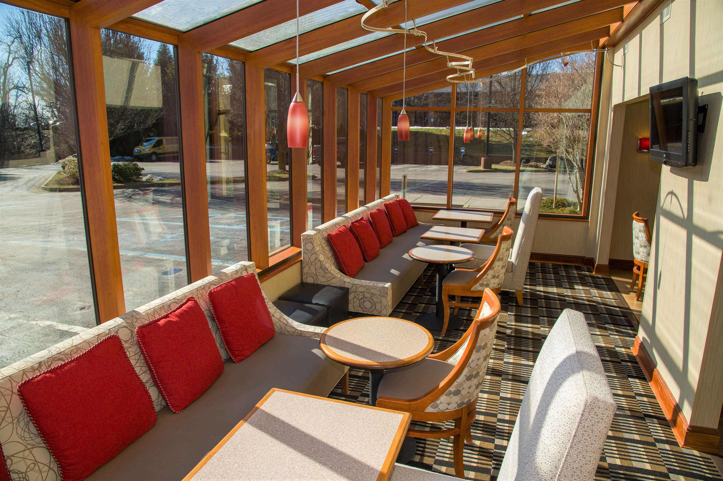 Lobby | Hampton Inn Lewisburg