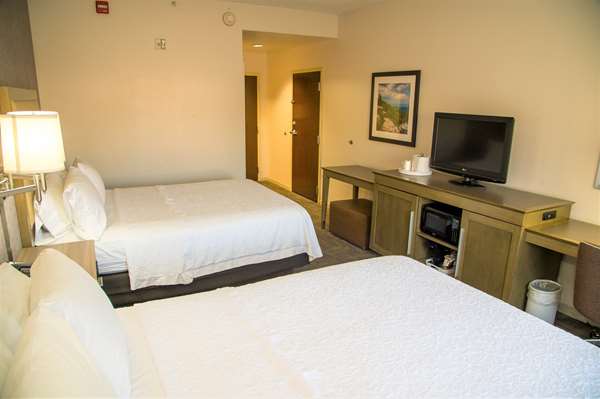  - Hampton Inn Lewisburg