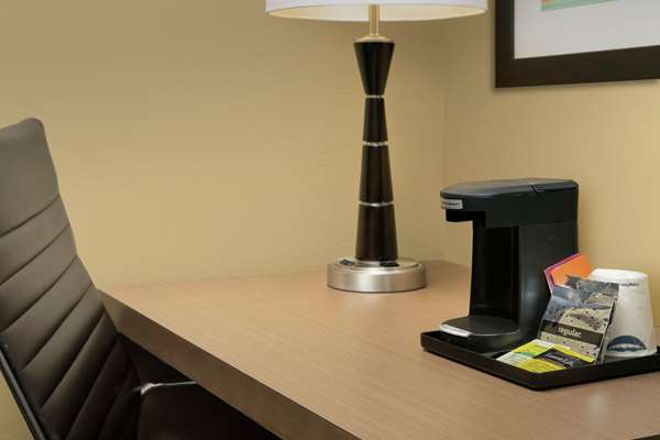  - Hampton Inn Lake Charles - I-210, Exit 5