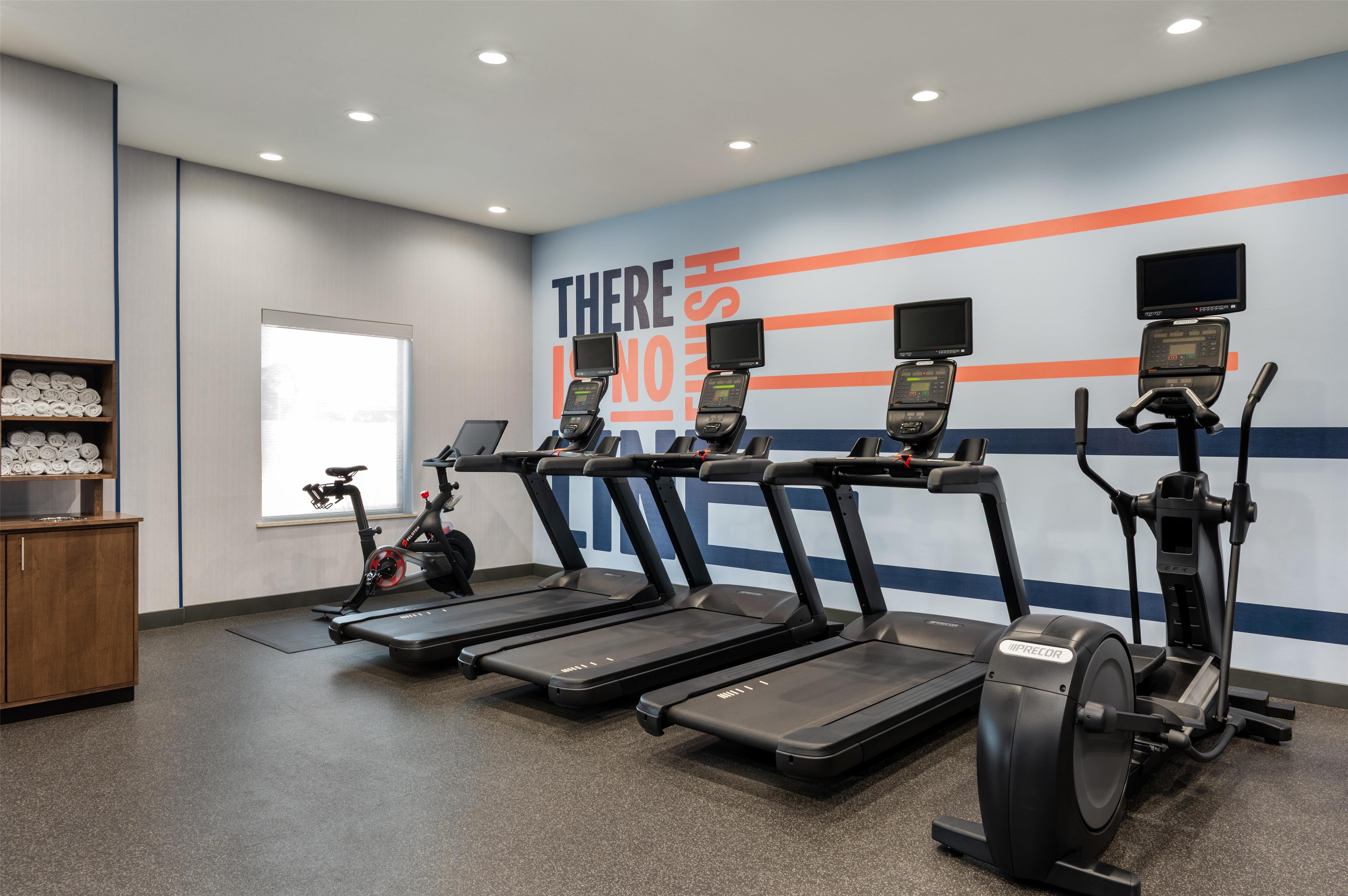 Health club fitness center gym | Hampton Inn Lake Charles