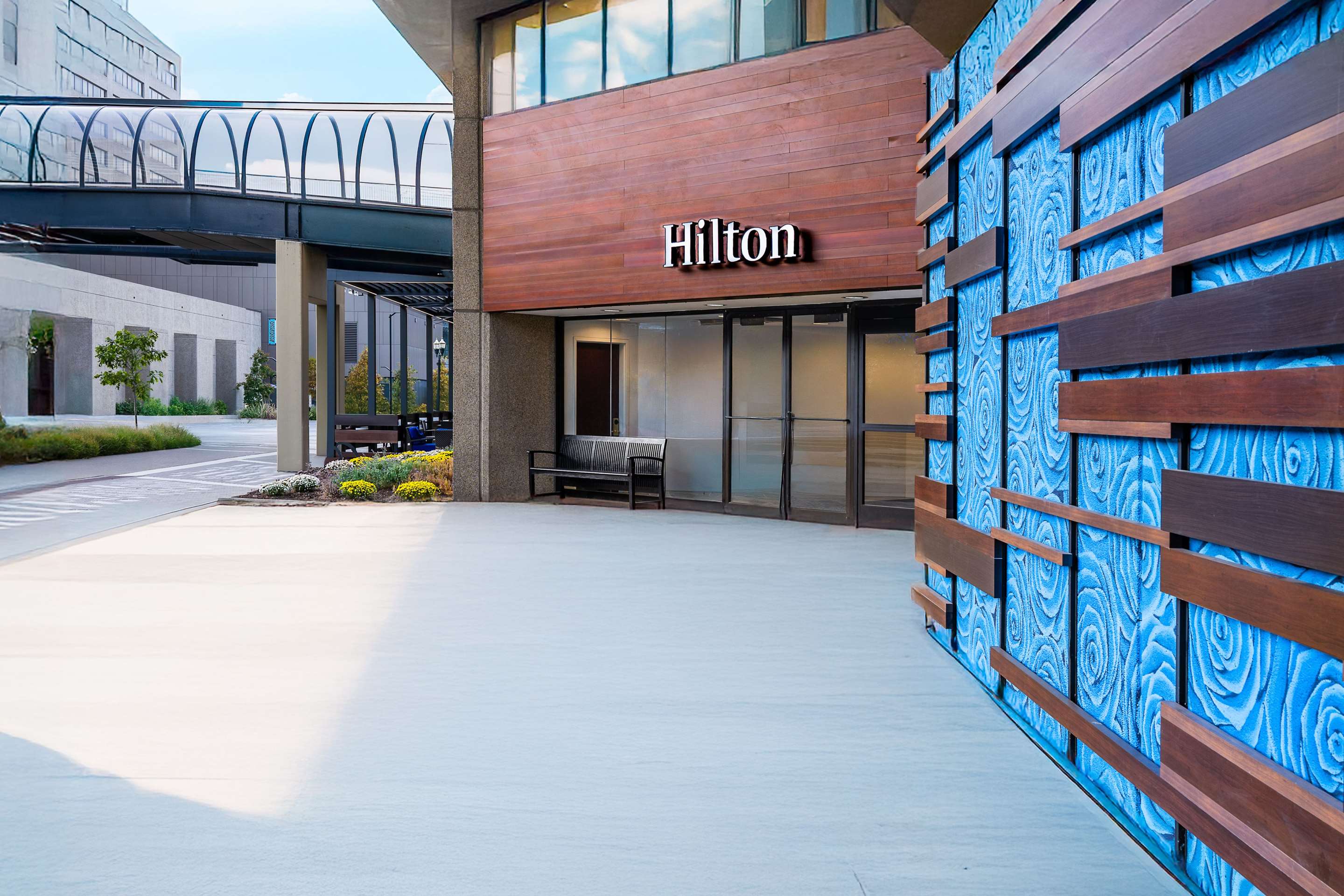 Exterior | Hilton Lexington/Downtown
