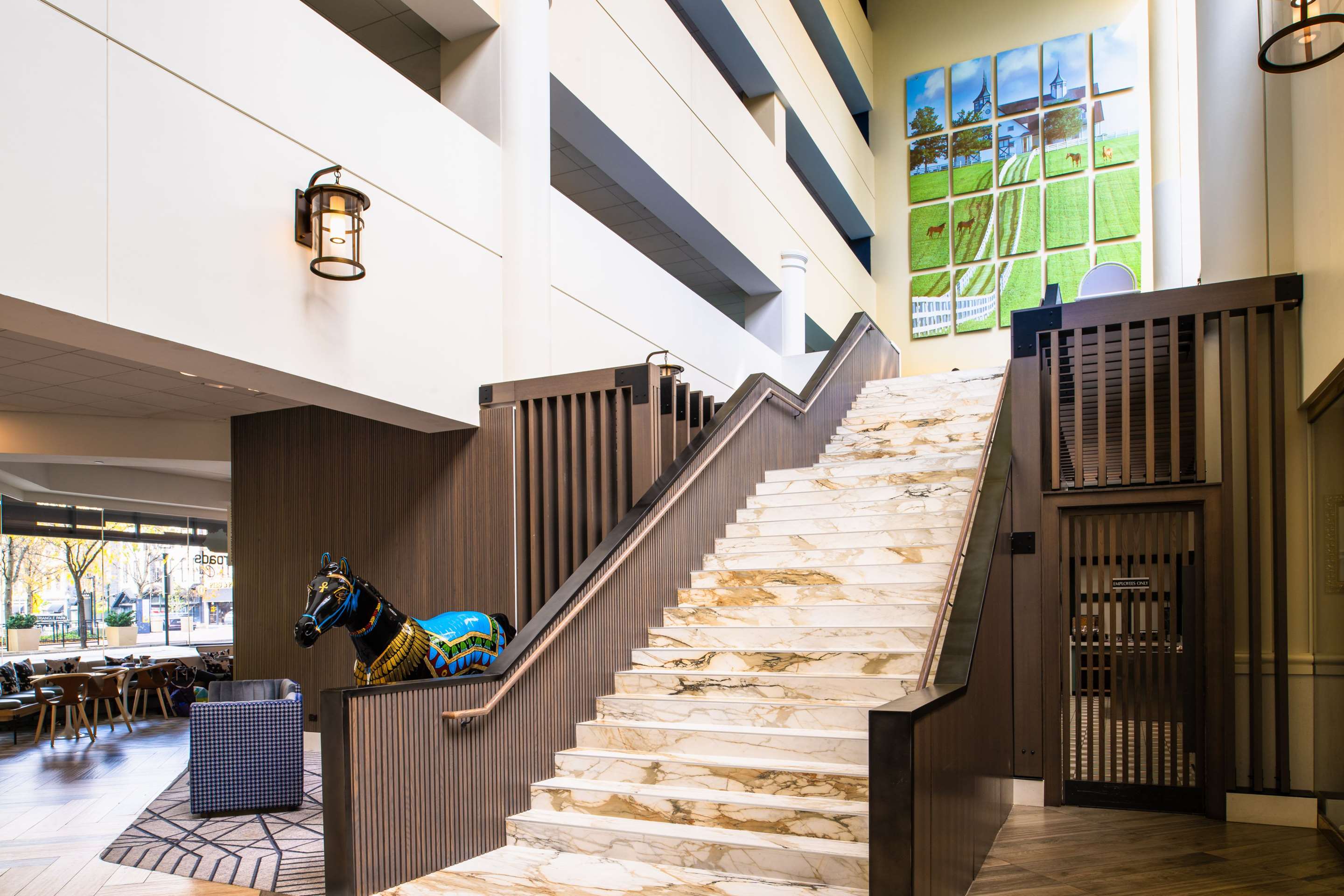 Lobby | Hilton Lexington/Downtown